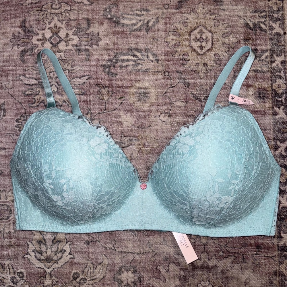 Victorias Secret Dream Angels Wireless Lace Push-Up Bra Blue Size 38D NWT